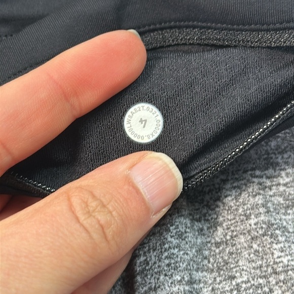 Lululemon Pace Rival Skirt (Tall) *No Panels 15" Heather Lux Multi Black / Black - Picture 6 of 7